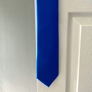 Light blue silk feeling tie